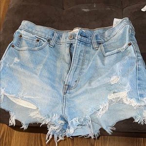 Abercrombie and Fitch high rise mom shorts
